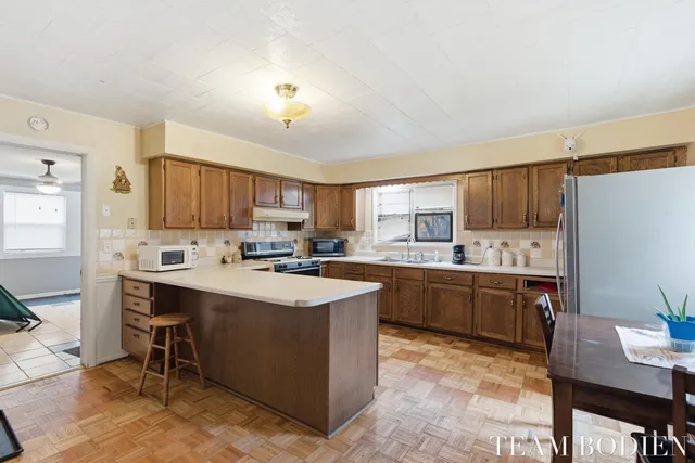 $139,900 | 42658 82nd Avenue, Decatur, MI 49045