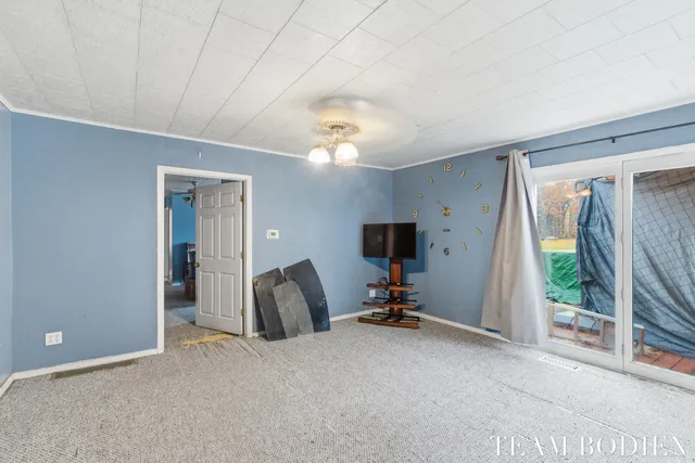 $139,900 | 42658 82nd Avenue, Decatur, MI 49045