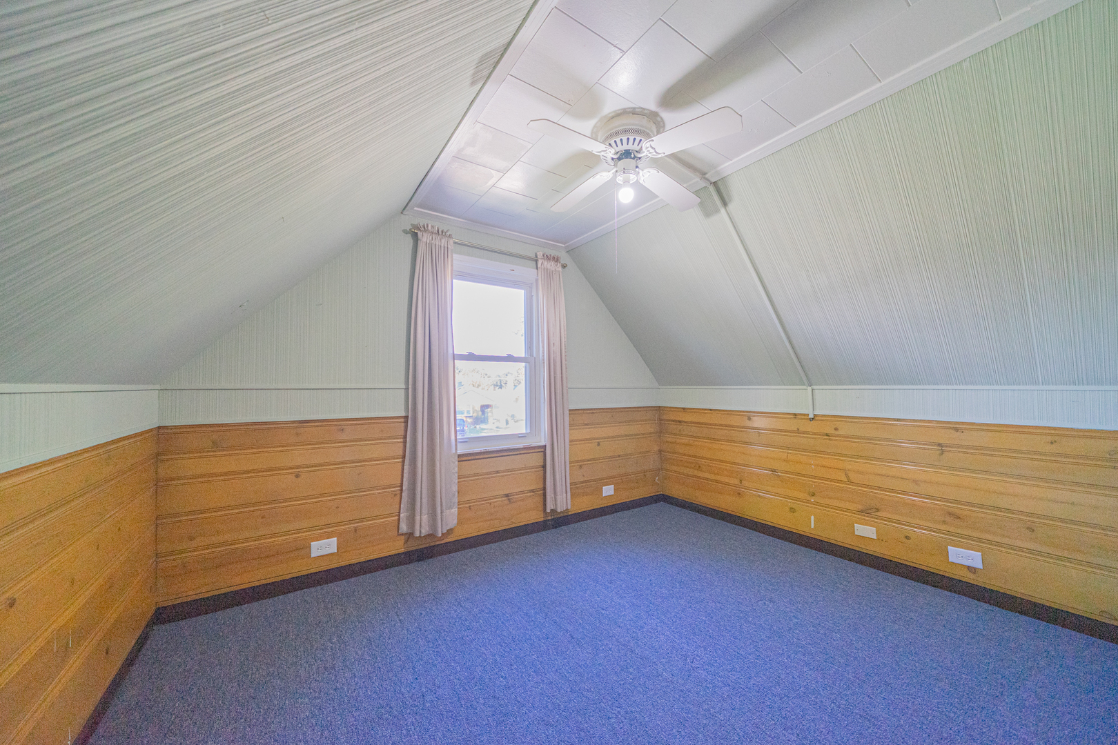 3437 Scott Street Franklin Park, IL 60131 - Photo 26 of 44 an empty room with windows