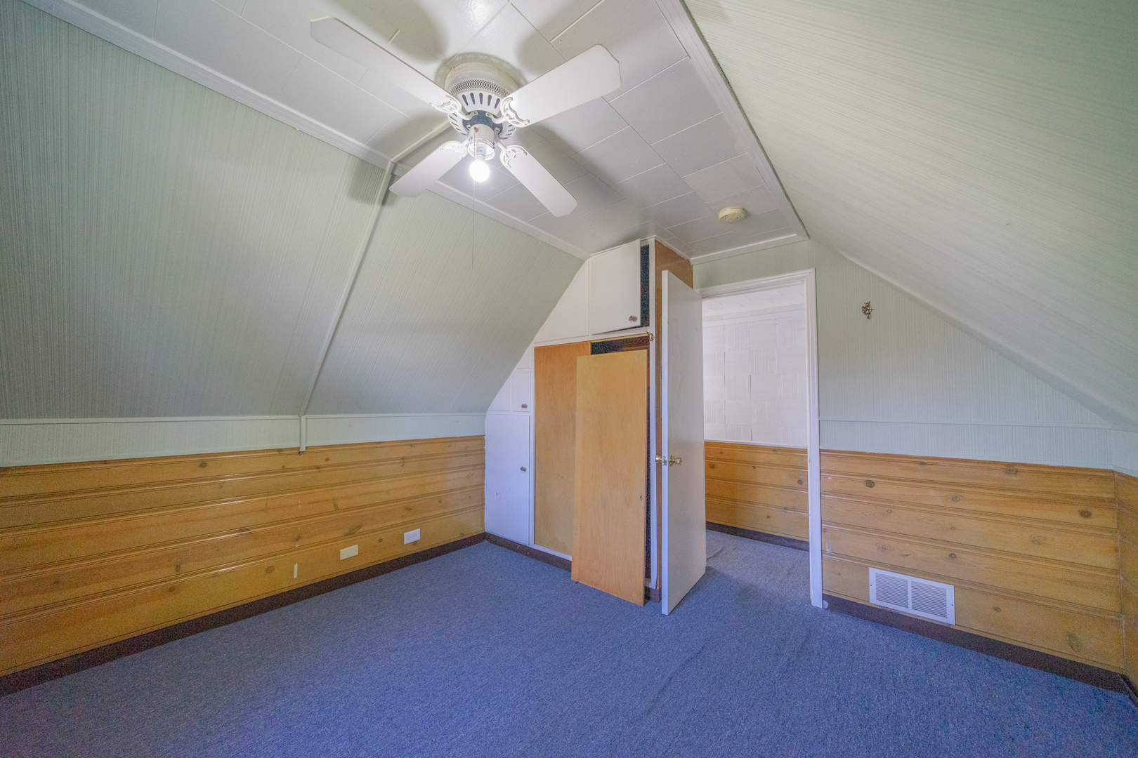 3437 Scott Street Franklin Park, IL 60131 - Photo 29 of 44 a view of an empty room with window