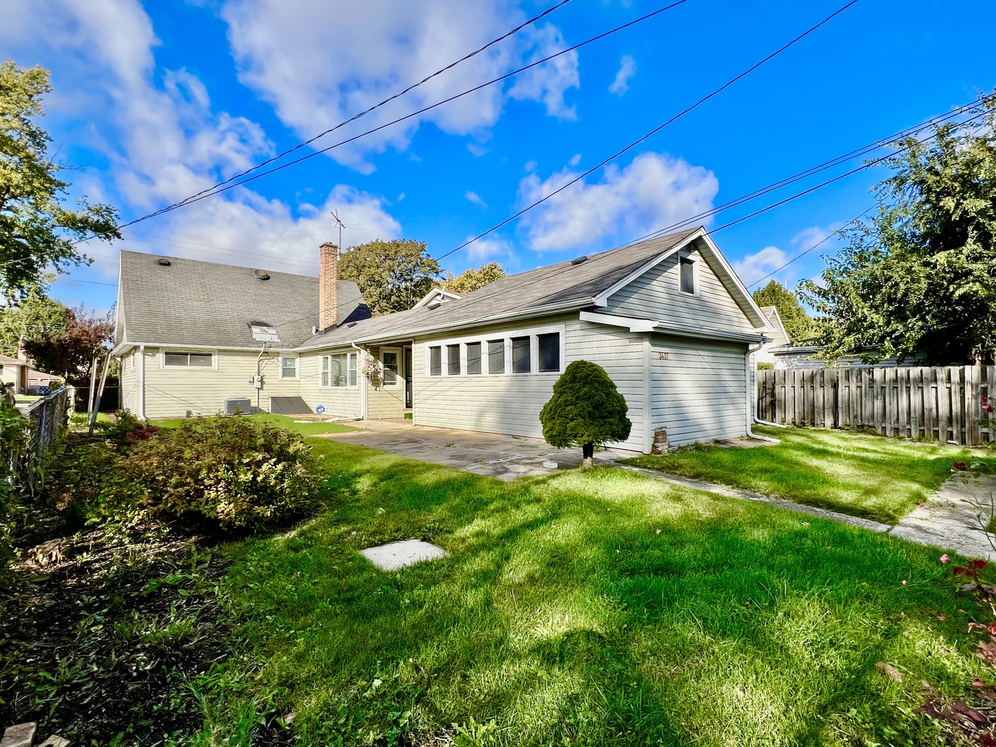 3437 Scott Street Franklin Park, IL 60131 - Photo 37 of 44 a view of a house with a yard
