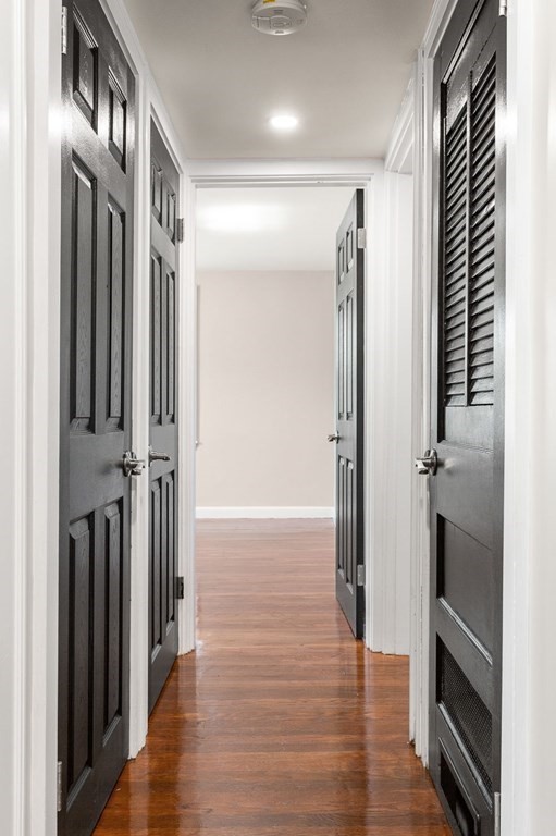 10 Hampton Street Saugus, MA 01906 - Photo 13 of 23