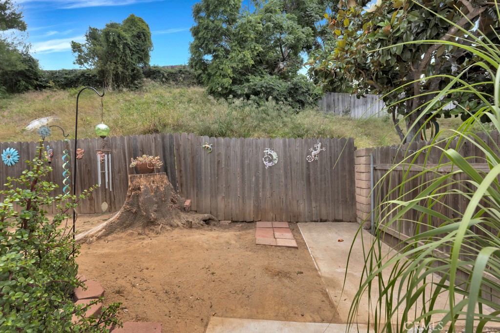 2018 Covington Avenue Simi Valley, CA 93065 - Photo 39 of 50