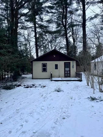 $115,000 | 1478 Gardner Avenue, Newaygo, MI 49337