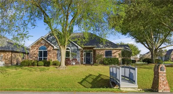 $495,000 | 615 Willowridge Drive, Luling, LA 70070