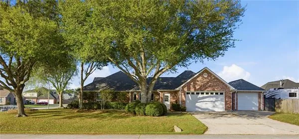 $495,000 | 615 Willowridge Drive, Luling, LA 70070
