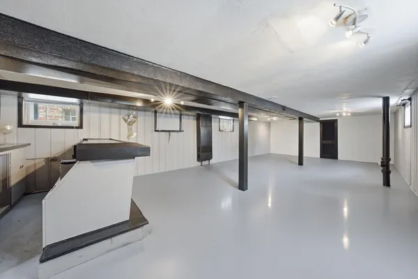$324,900 | 3701 West 80th Street, Chicago, IL 60652