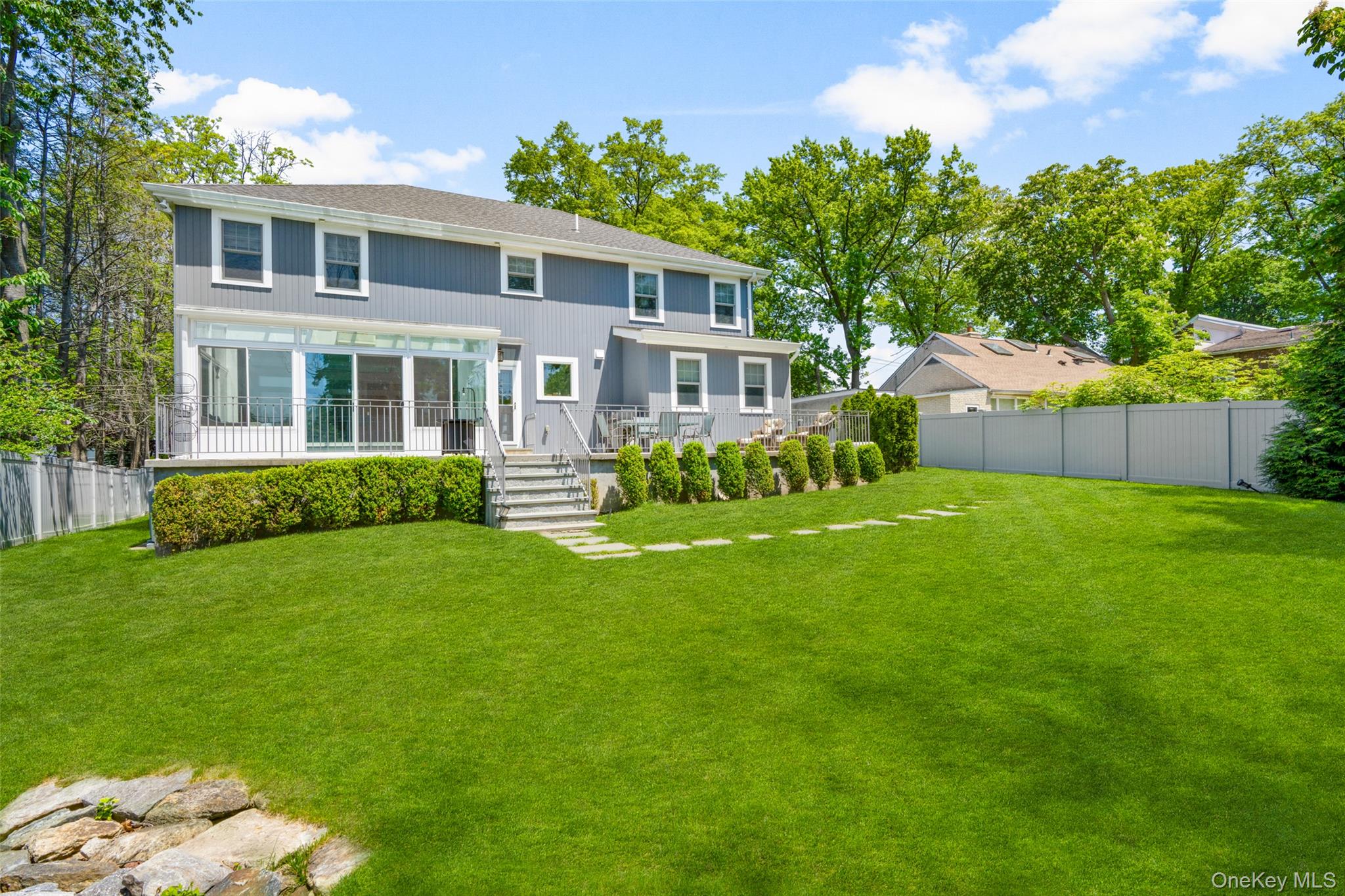 17 Clover Place New Rochelle, NY 10805 - Photo 44 of 50