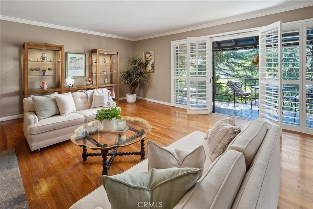 3342 Dunsmere Road Glendale, CA 91206 - Photo 7 of 39