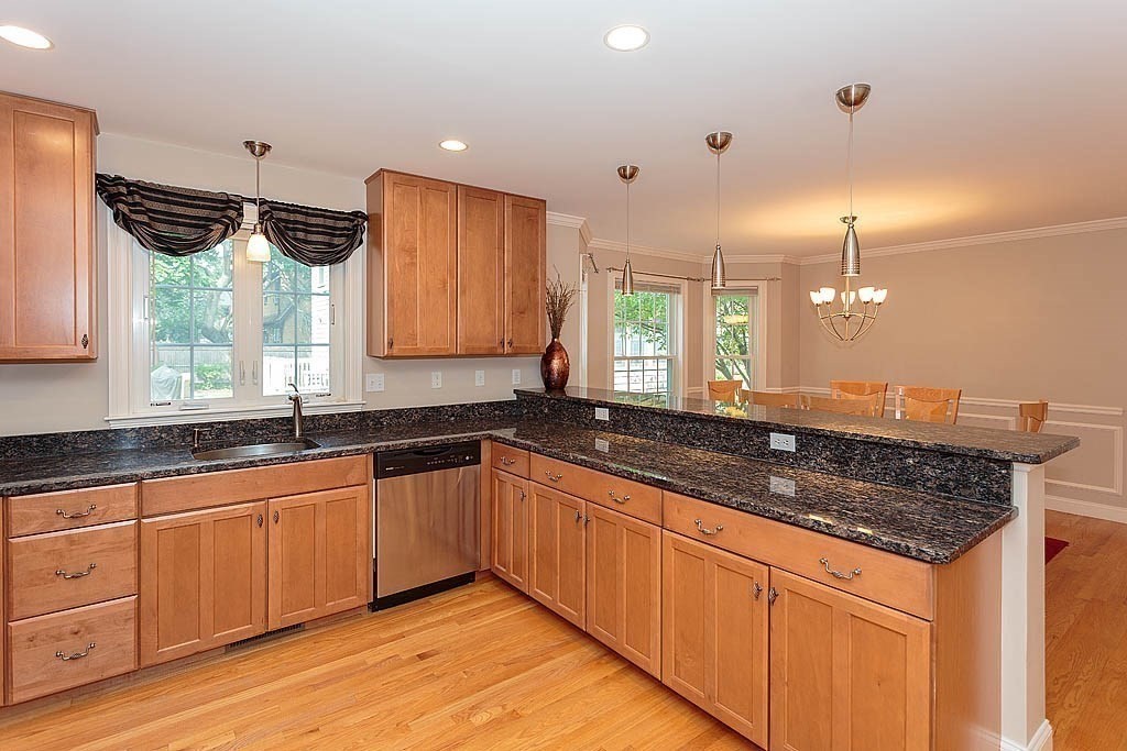 60 Webcowet Road, Unit 60 Arlington, MA 02474 - Photo 11 of 23 Gallery Image 11