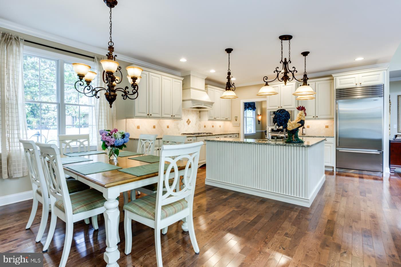 617 Douglas Road Salisbury, MD 21801 - Photo 9 of 48 Breakfast Area & Kitchen
