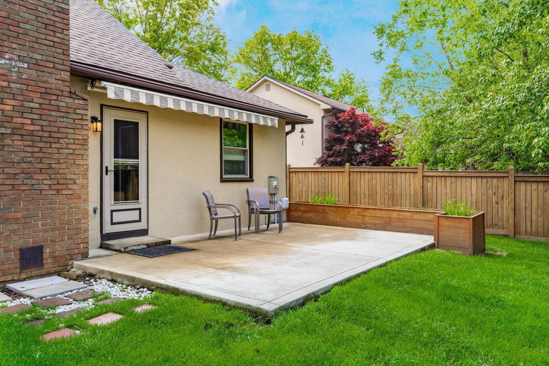 631 Brice Road Columbus, OH 43213 - Photo 42 of 45 Patio