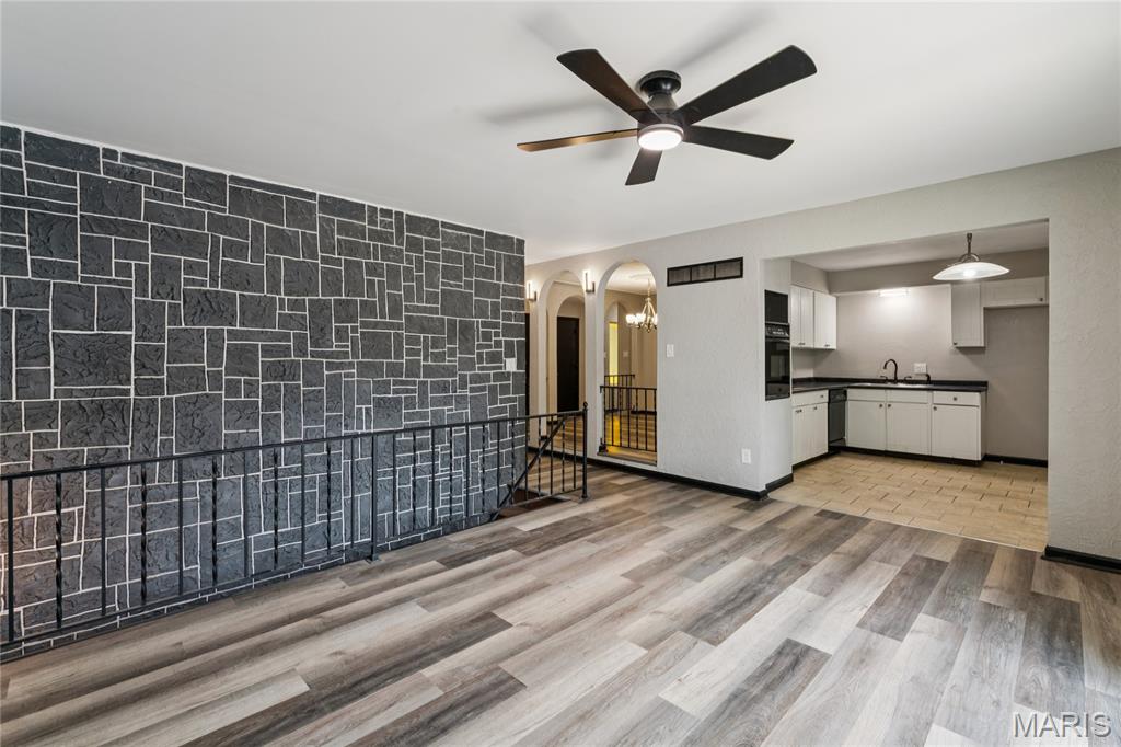 2801 Droste Road St. Charles, MO 63301 - Photo 9 of 31