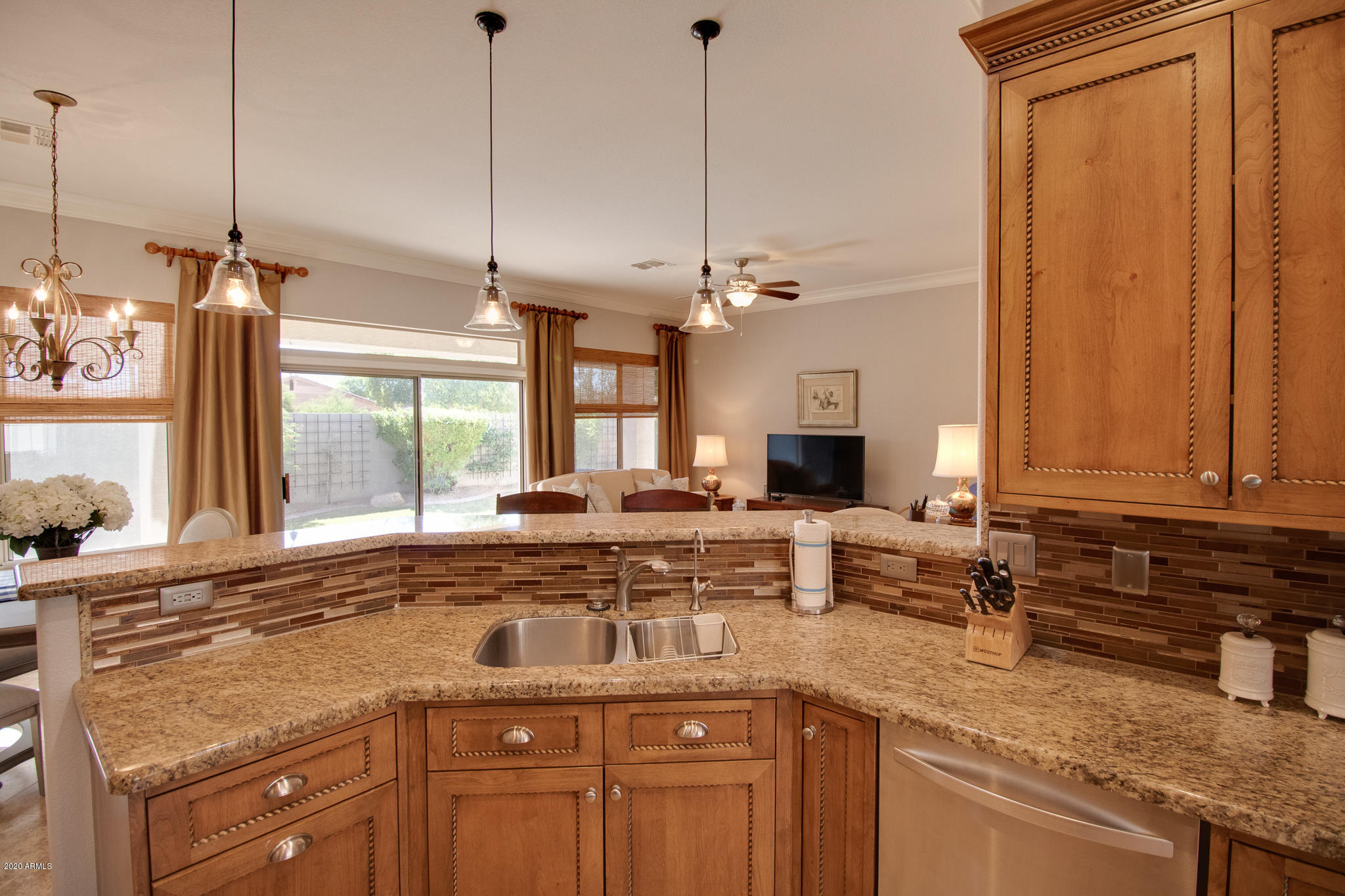 4481 East Walnut Road Gilbert, AZ 85297 - Photo 7 of 27 Edits-16