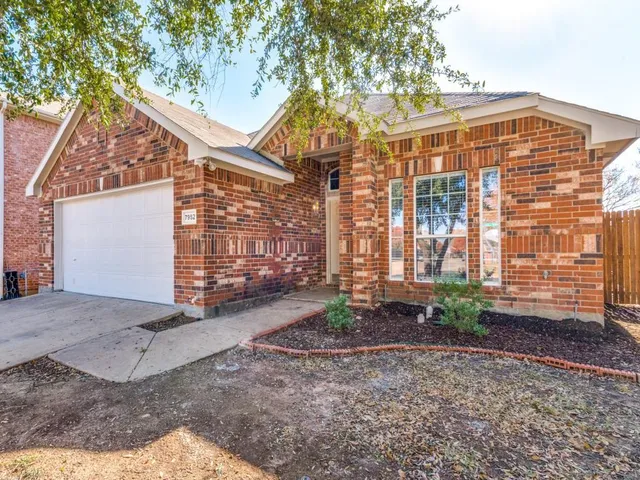 $2,195 | 7952 Glenway Drive, Dallas, TX 75249