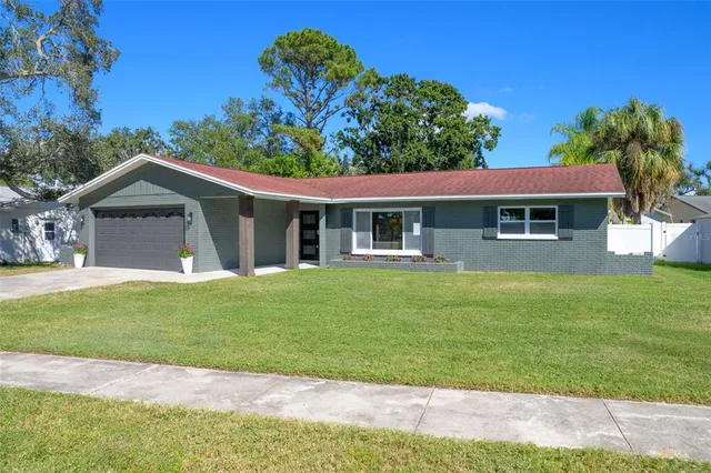 $567,900 | 6135 Tanglewood Drive Northeast, St. Petersburg, FL 33703