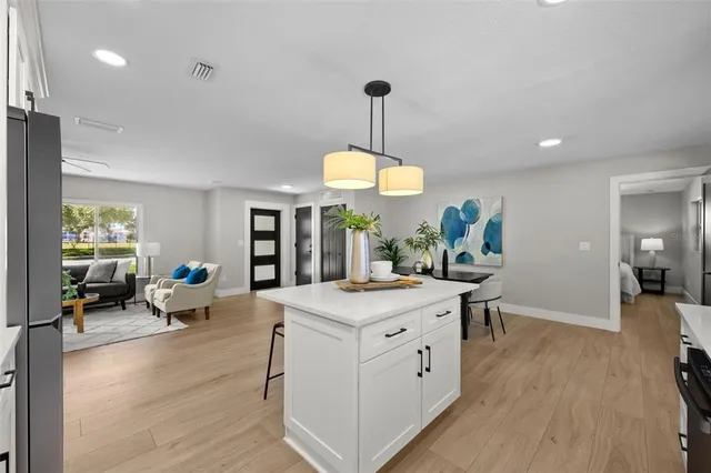 $567,900 | 6135 Tanglewood Drive Northeast, St. Petersburg, FL 33703