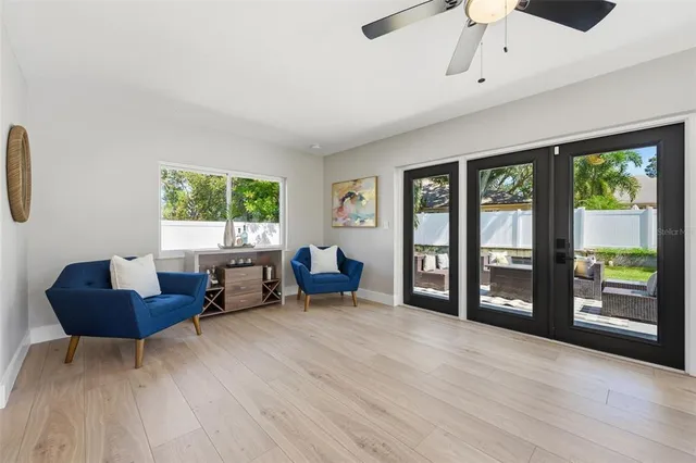 $567,900 | 6135 Tanglewood Drive Northeast, St. Petersburg, FL 33703