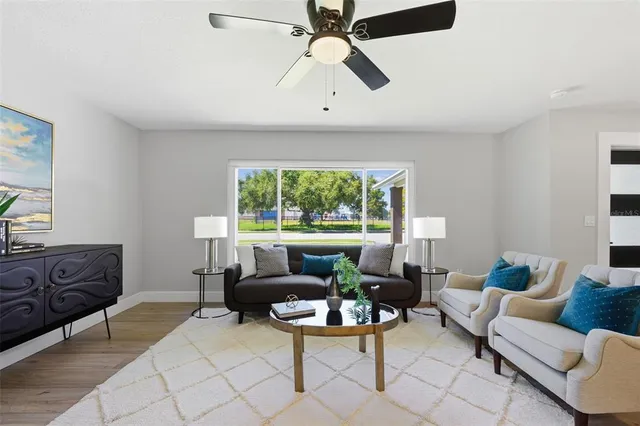 $567,900 | 6135 Tanglewood Drive Northeast, St. Petersburg, FL 33703