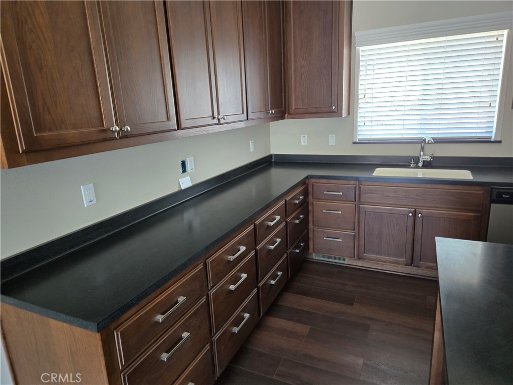 10467 Gramercy Place Riverside, CA 92505 - Photo 5 of 26