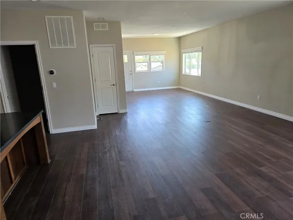 $3,900 | 10467 Gramercy Place, Riverside, CA 92505