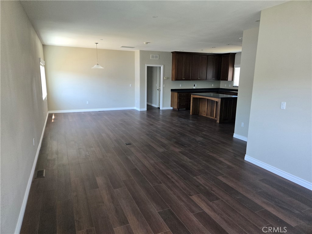 10467 Gramercy Place Riverside, CA 92505 - Photo 7 of 26