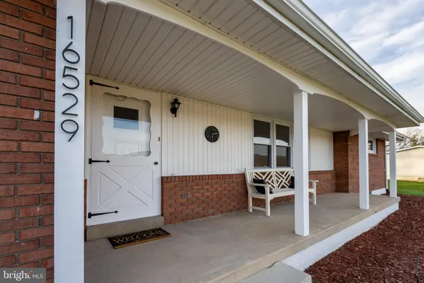 $345,000 | 16529 Oak Crest Lane Southwest, Cumberland, MD 21502