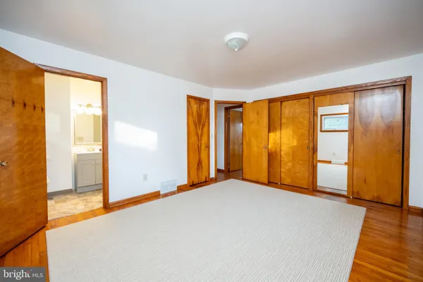 $345,000 | 16529 Oak Crest Lane Southwest, Cumberland, MD 21502