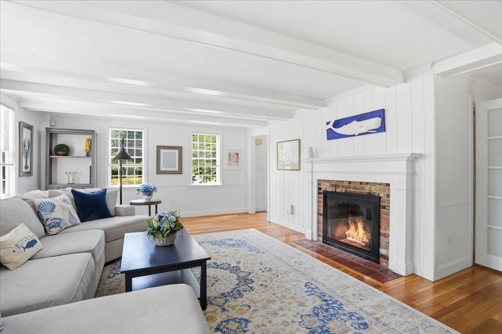 7 Amber Road Hingham, MA 02043 - Photo 8 of 39