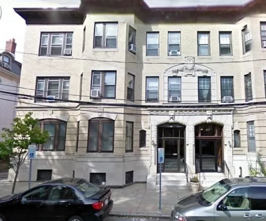 $2,395 | 99 Marion Street, Unit 6, Brookline, MA 02446