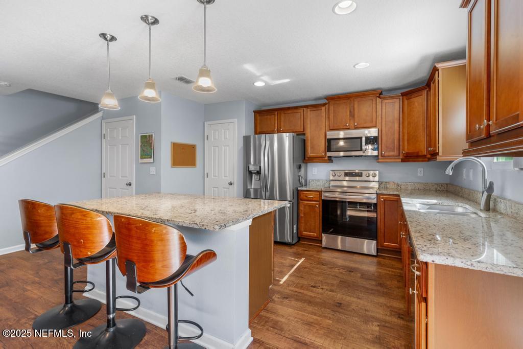 4264 Adirolf Road Jacksonville, FL 32207 - Photo 12 of 29 4264 Adirolf Rd-18