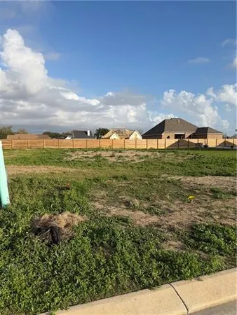 $105,000 | 329 Sophia Drive, Luling, LA 70070