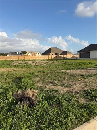 $105,000 | 329 Sophia Drive, Luling, LA 70070