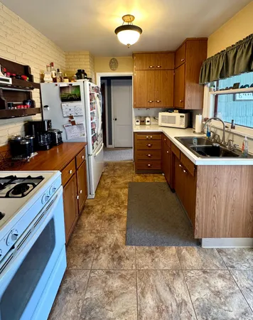 $150,000 | 402 East Walnut Street, Redwood Falls, MN 56283