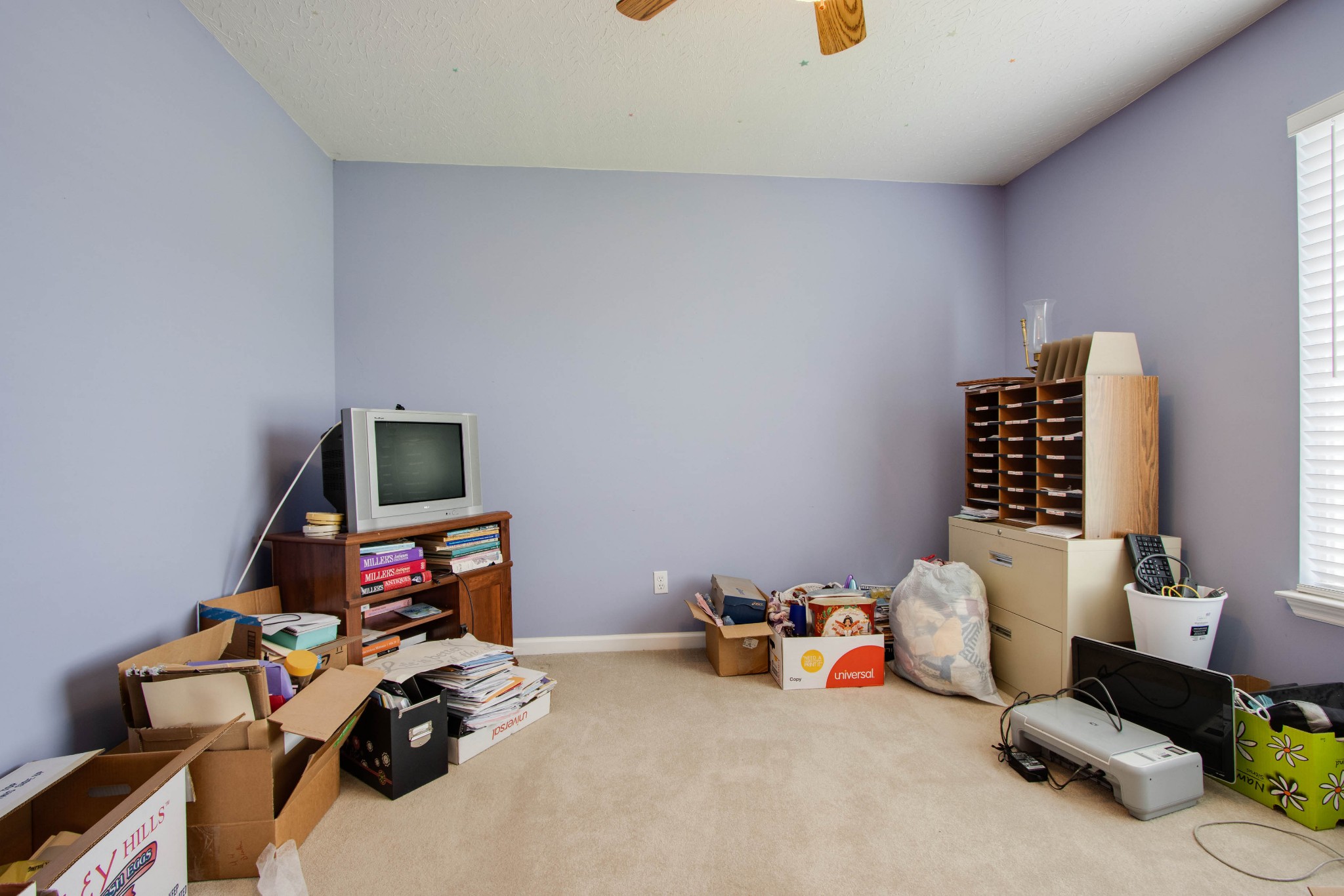 423 Ferguson Hill Road Lafayette, TN 37083 - Photo 56 of 63 a view of a room with workspace and a couch
