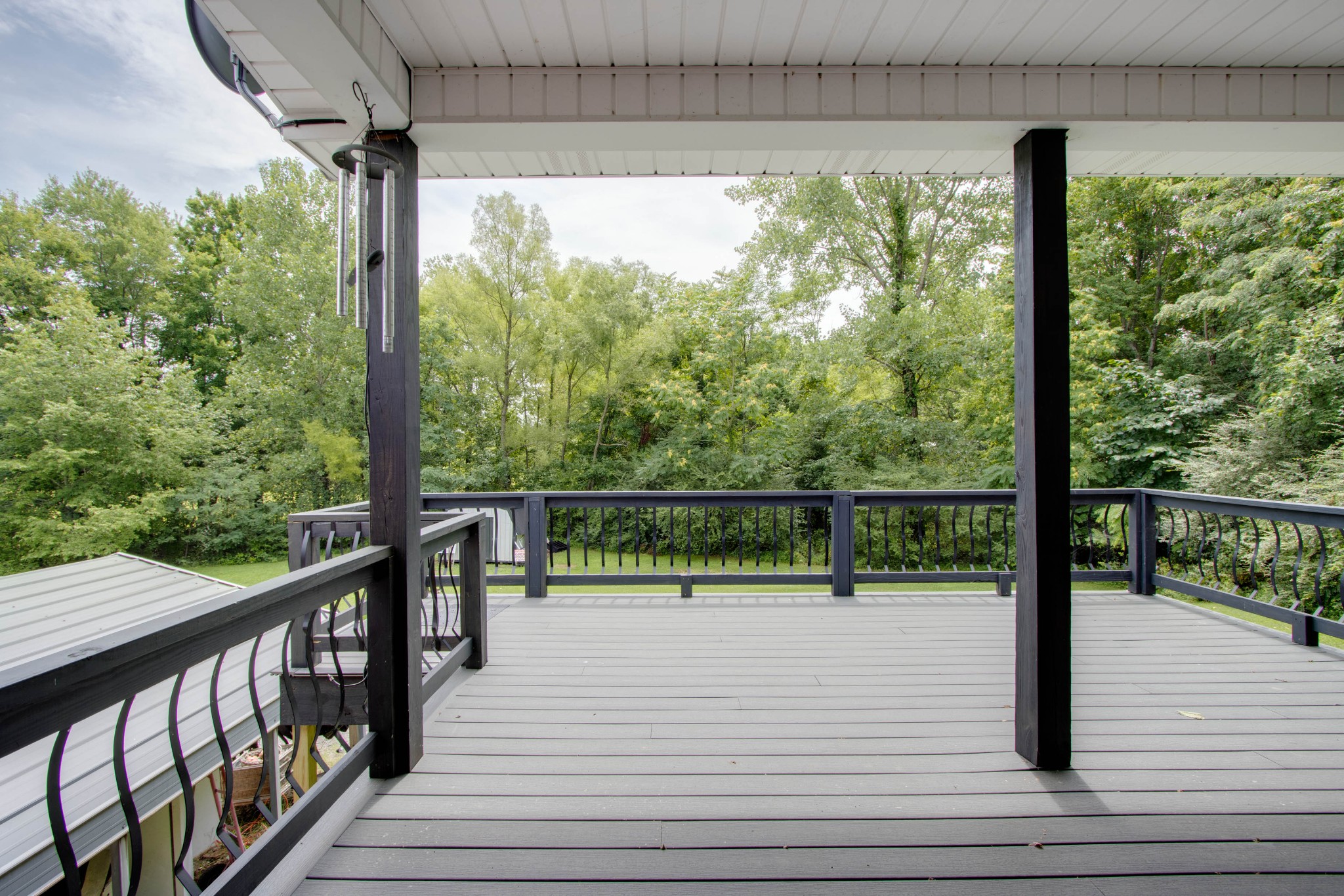 423 Ferguson Hill Road Lafayette, TN 37083 - Photo 59 of 63 a view of balcony with floor