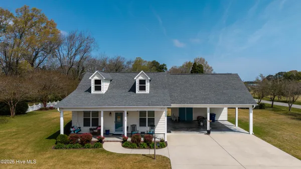 $299,900 | 18 Queens Way, Bath, NC 27808