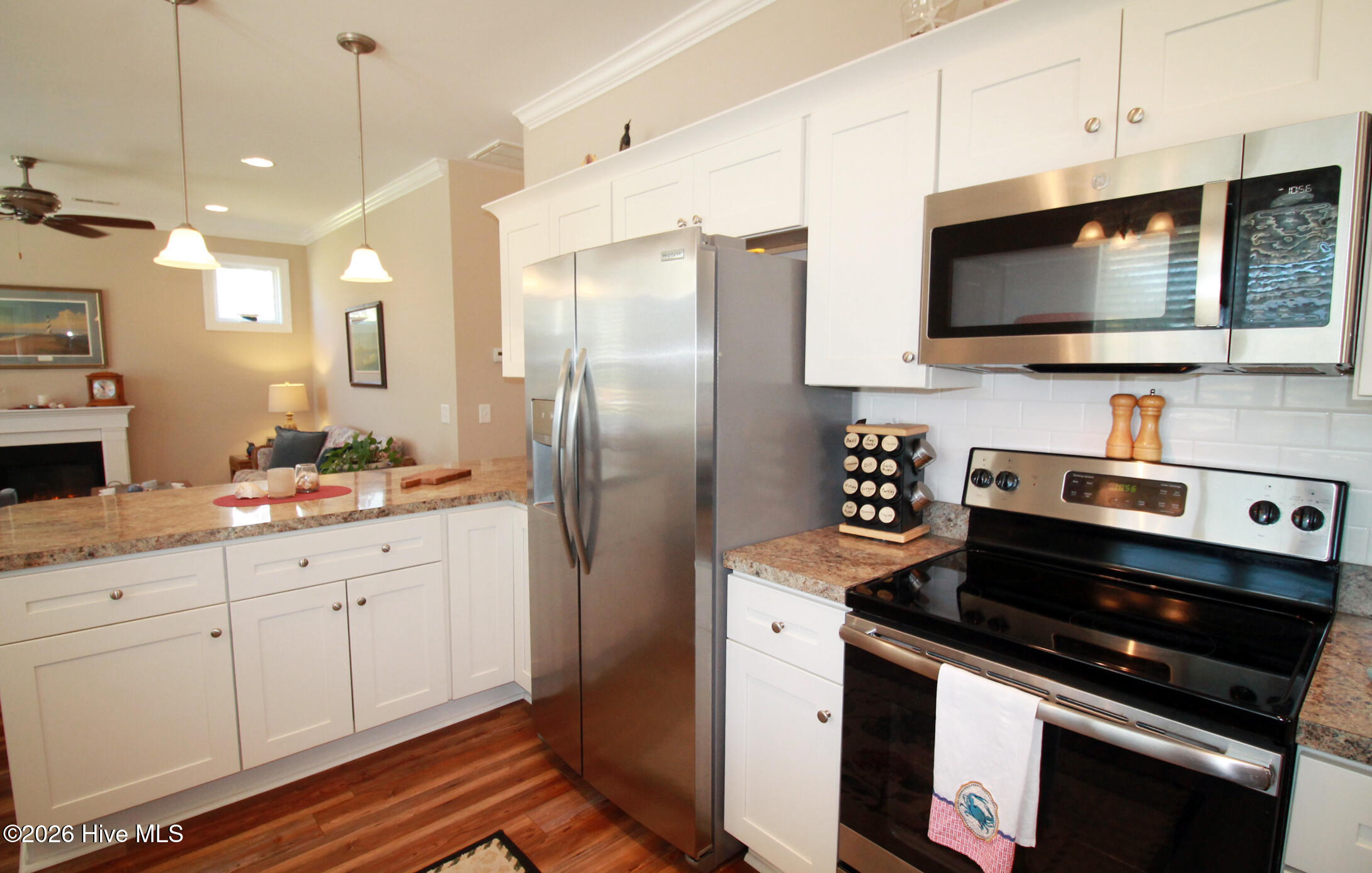 18 Queens Way Bath, NC 27808 - Photo 14 of 63 kitchen appliances