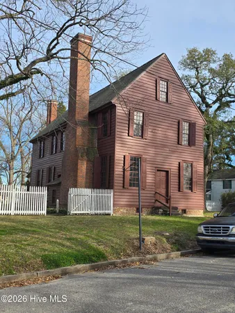 $299,900 | 18 Queens Way, Bath, NC 27808