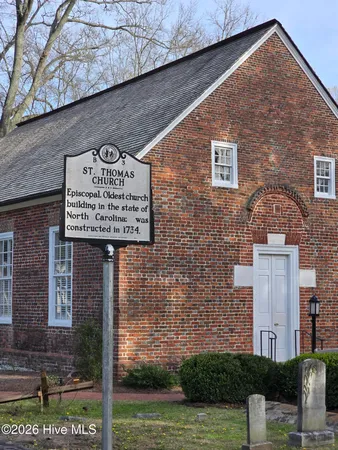 $299,900 | 18 Queens Way, Bath, NC 27808