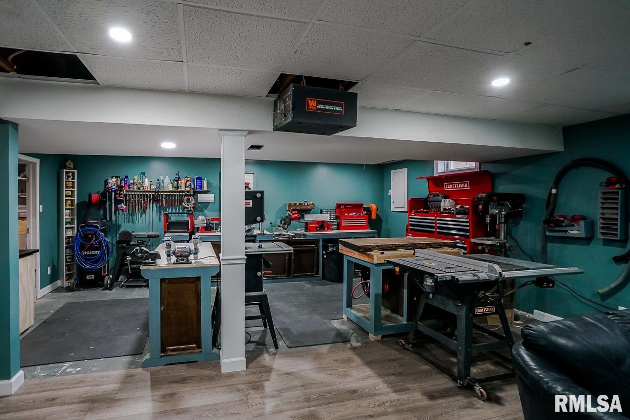 4326 West Castleton Road Peoria, IL 61615 - Photo 24 of 34 Gallery Image 24