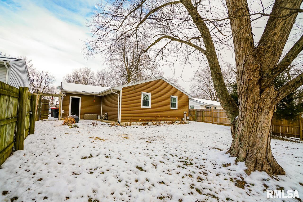 4326 West Castleton Road Peoria, IL 61615 - Photo 32 of 34 Gallery Image 32