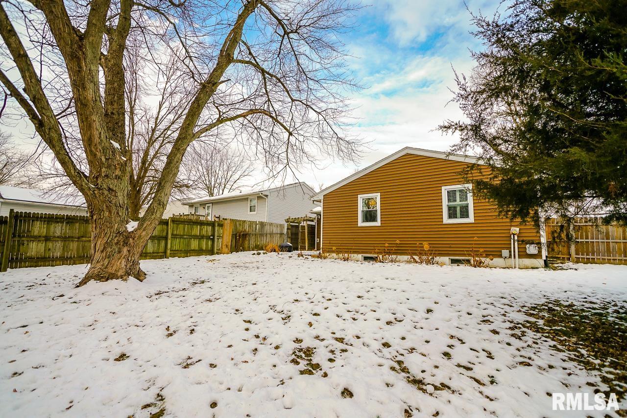 4326 West Castleton Road Peoria, IL 61615 - Photo 33 of 34 Gallery Image 33