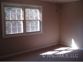 175 Tyler Heights Road Marion, NC 28752 - Photo 3 of 13 Gallery Image 3