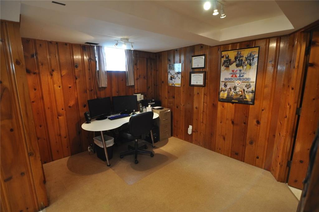 618 Cascade Road Forest Hills, PA 15221 - Photo 14 of 25 Gallery Image 14