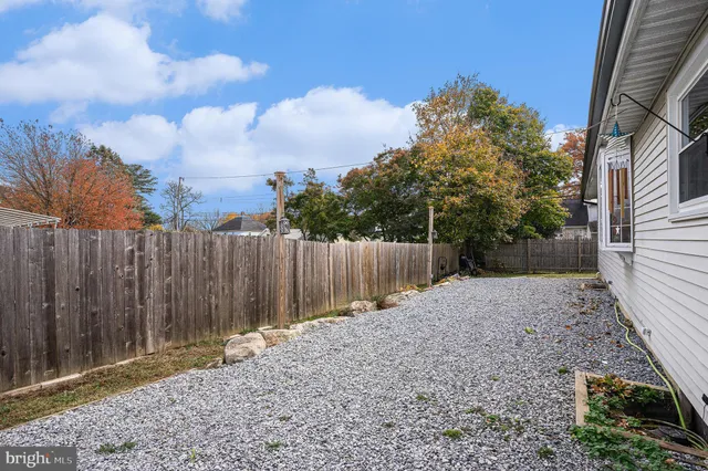 $370,000 | 301 Bridge Street East, Parkesburg, PA 19365