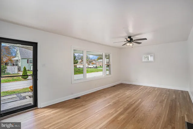 $370,000 | 301 Bridge Street East, Parkesburg, PA 19365