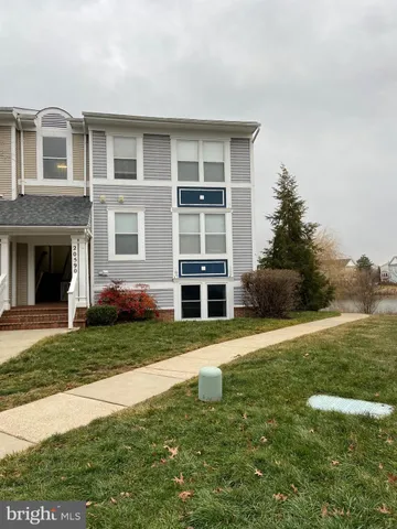 $2,600 | 20590 Cornstalk Terrace, Unit 302, Ashburn, VA 20147