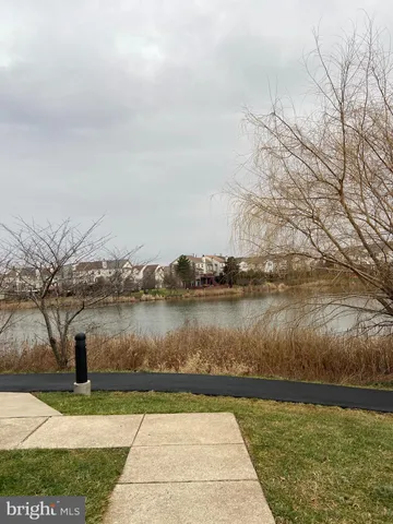 $2,600 | 20590 Cornstalk Terrace, Unit 302, Ashburn, VA 20147