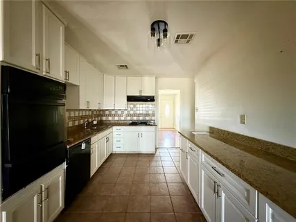 $197,800 | 621 Fairlawn Drive, Terrytown, LA 70056